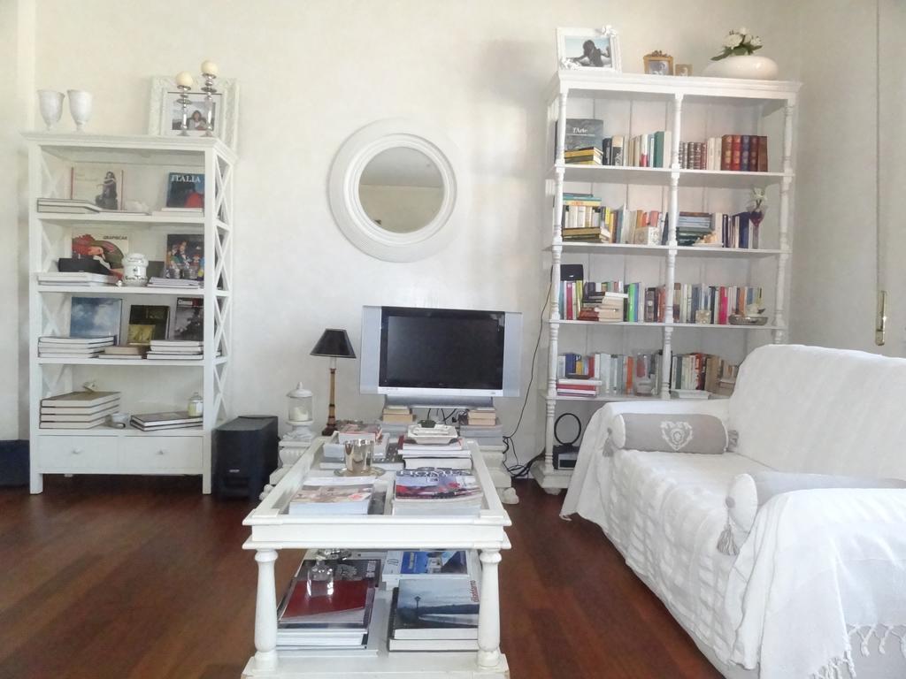 A Casa Di Silvia Apartment Florence Room photo
