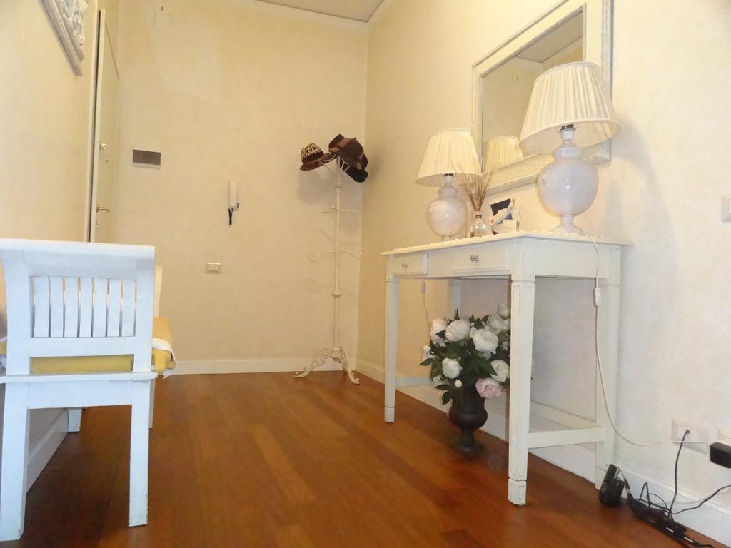 A Casa Di Silvia Apartment Florence Room photo